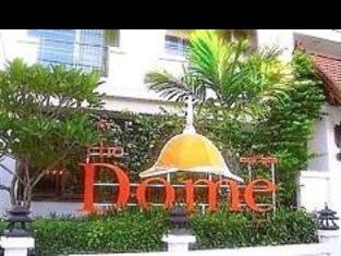 Aparthotel The Dome 3*